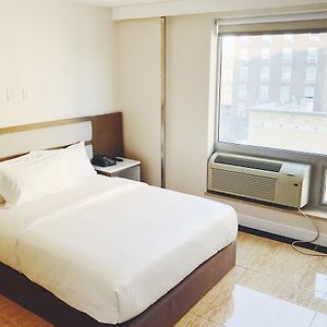 Camera standard con letto queen size